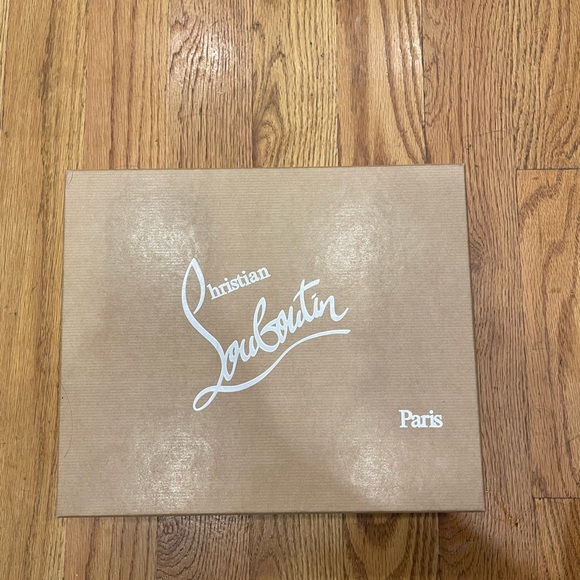 BEAUTIFUL Christian Louboutin Spikita 100  BRAND NEW - Picture 8 of 8